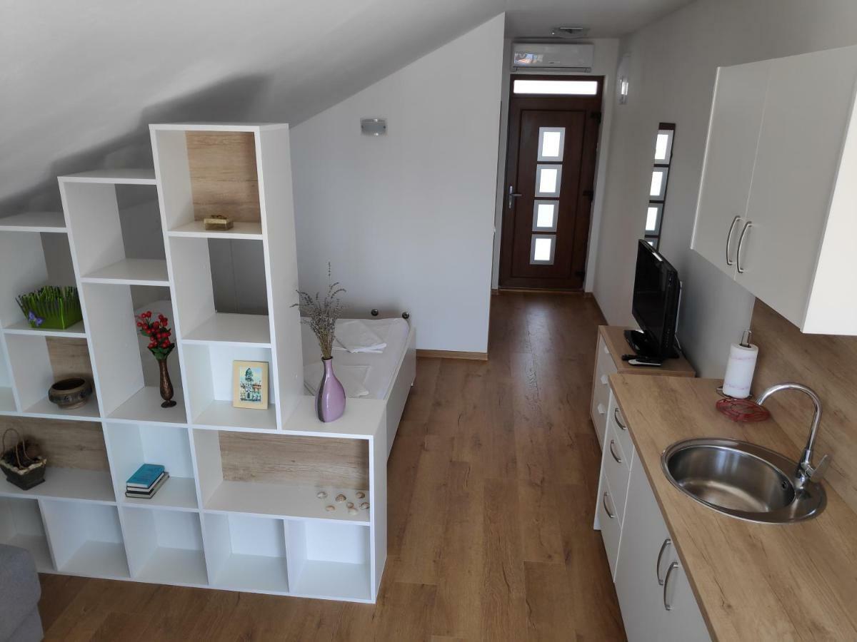Apartman Anicic Podaca Exterior photo