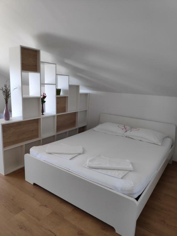 Apartman Anicic Podaca Exterior photo