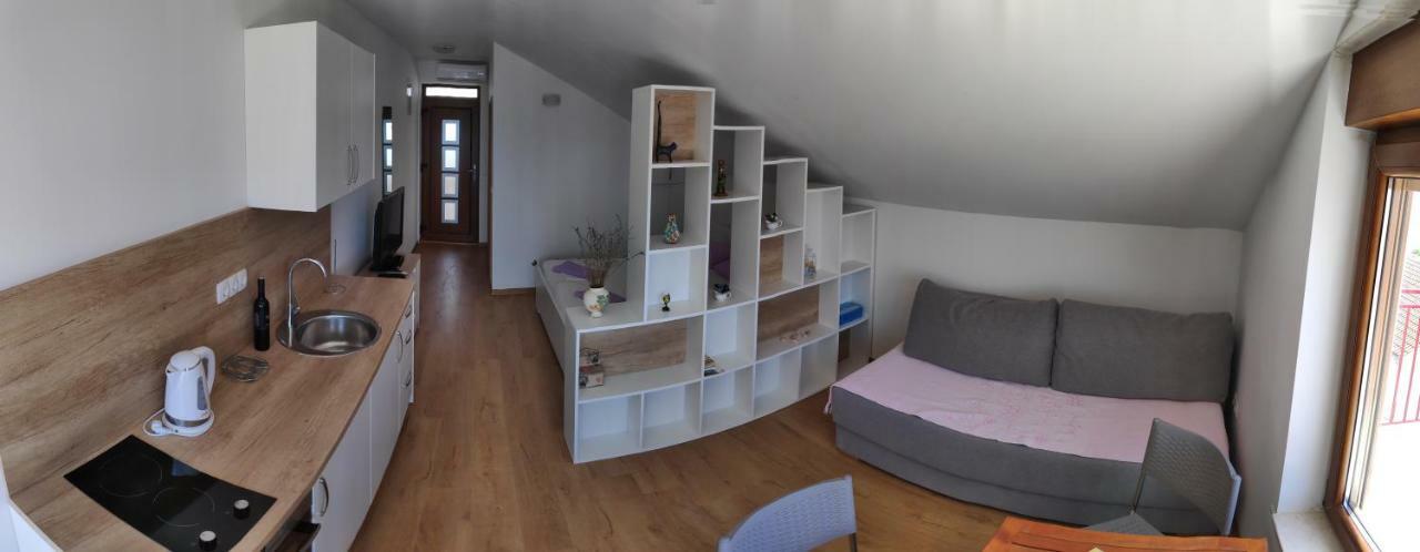 Apartman Anicic Podaca Exterior photo