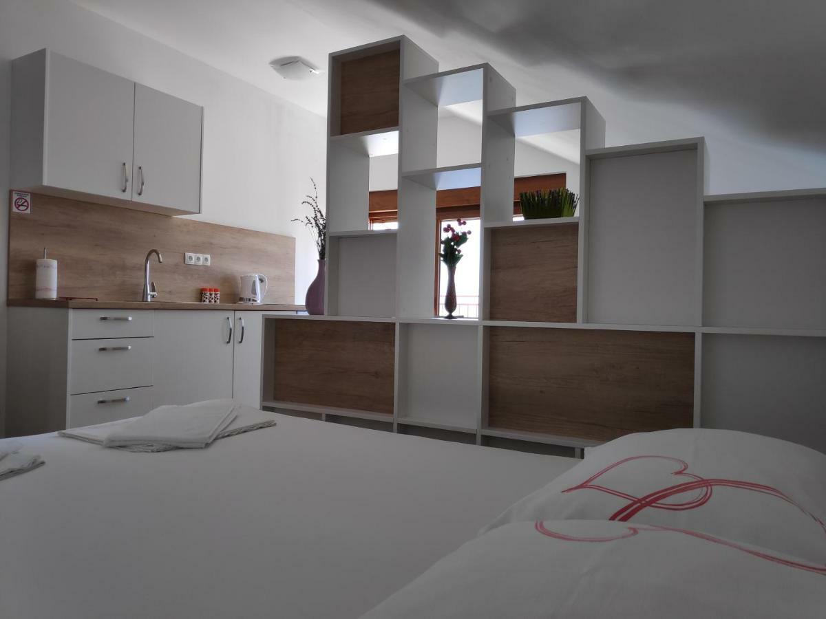 Apartman Anicic Podaca Exterior photo