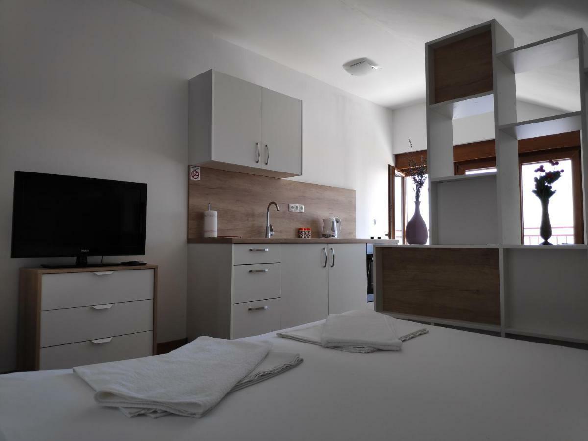 Apartman Anicic Podaca Exterior photo